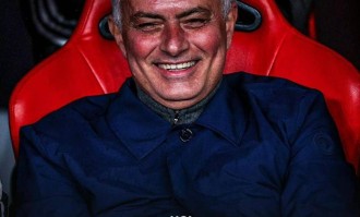 随着皇马2-4憾失好局，欧冠附加赛16强诞生，穆里尼奥又战老东家