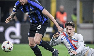 价值1亿！皇马巨星或转投曼联利物浦挖角卡马文加，国米铁闸或来投